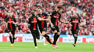 Bayer 04 Leverkusen besiegte den FC St. Pauli mit 2-1